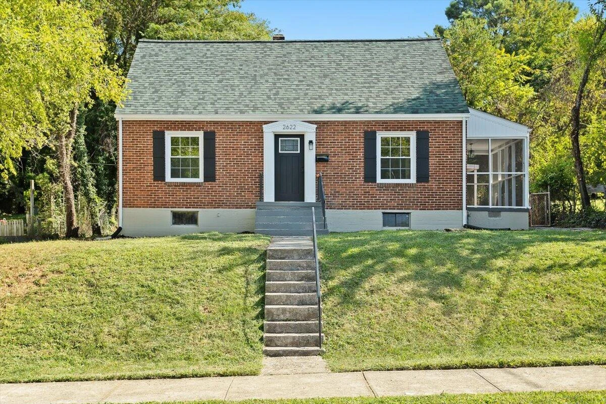 2622 Edgewood ST