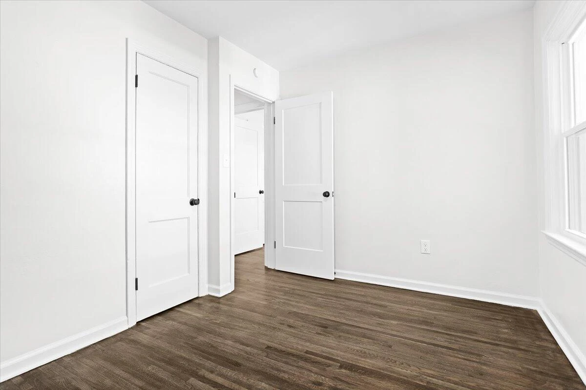 2622 Edgewood ST - Photo 14