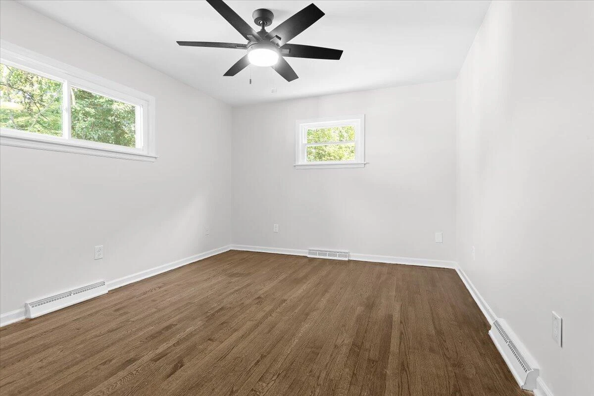 2622 Edgewood ST - Photo 19