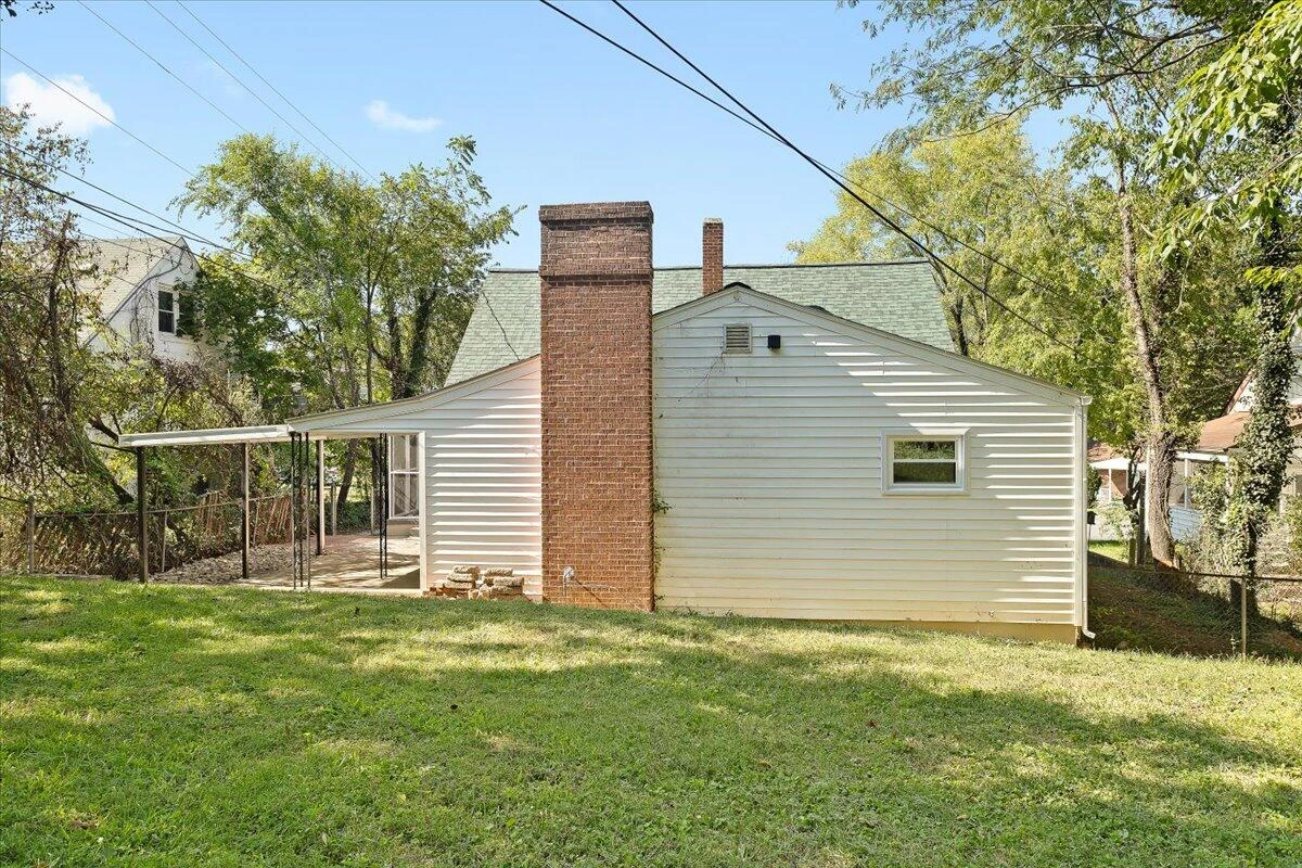 2622 Edgewood ST - Photo 30