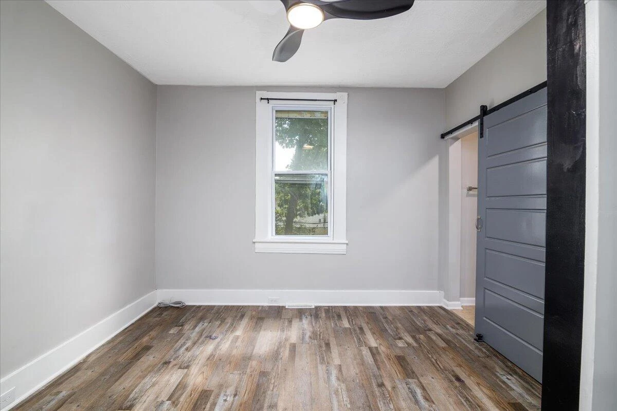 4044 Kentucky AVE - Photo 17
