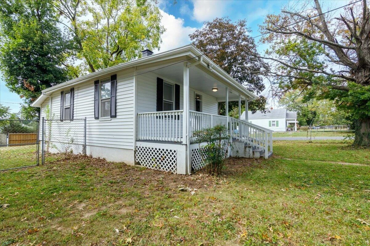 4044 Kentucky AVE - Photo 2