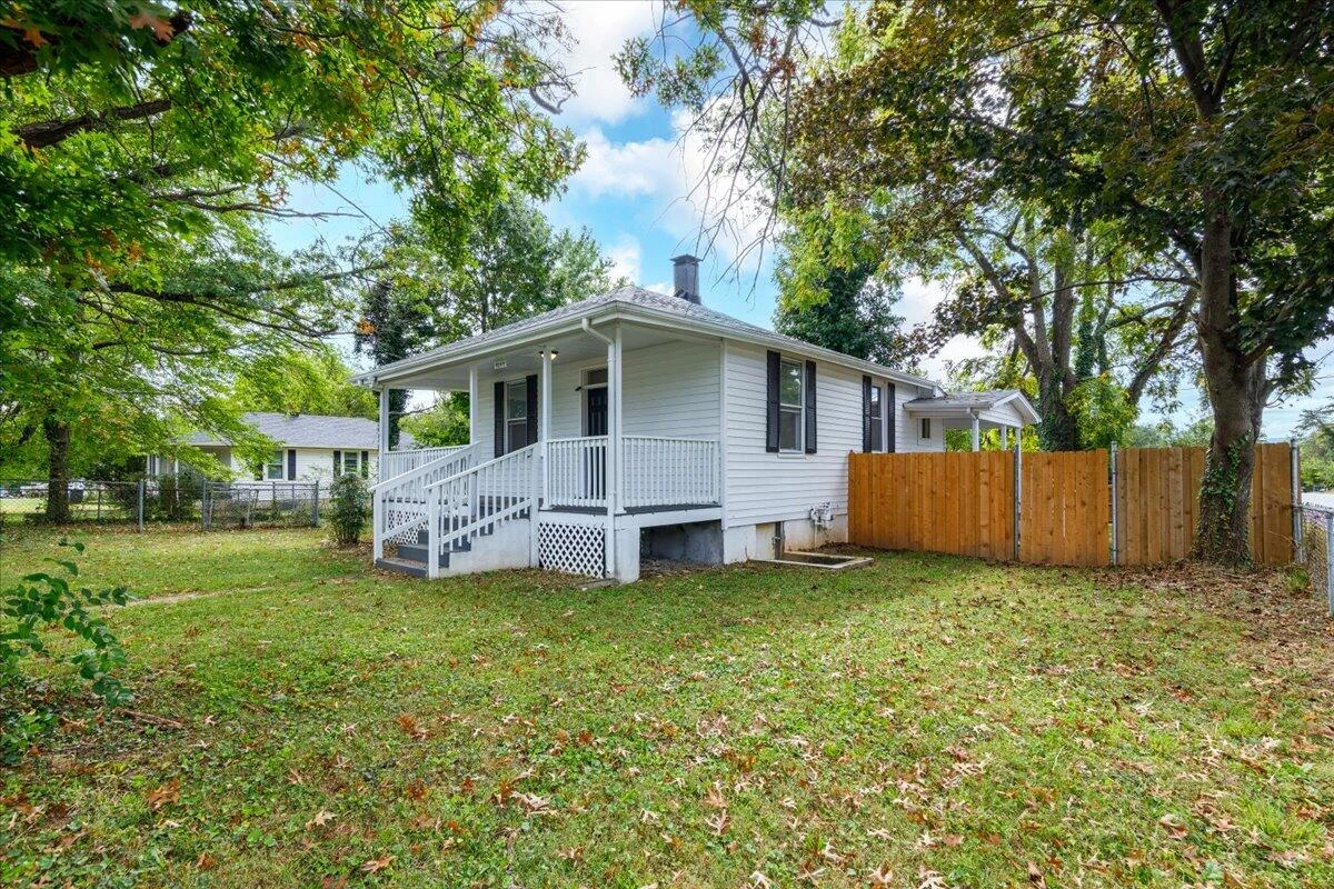 4044 Kentucky AVE - Photo 3