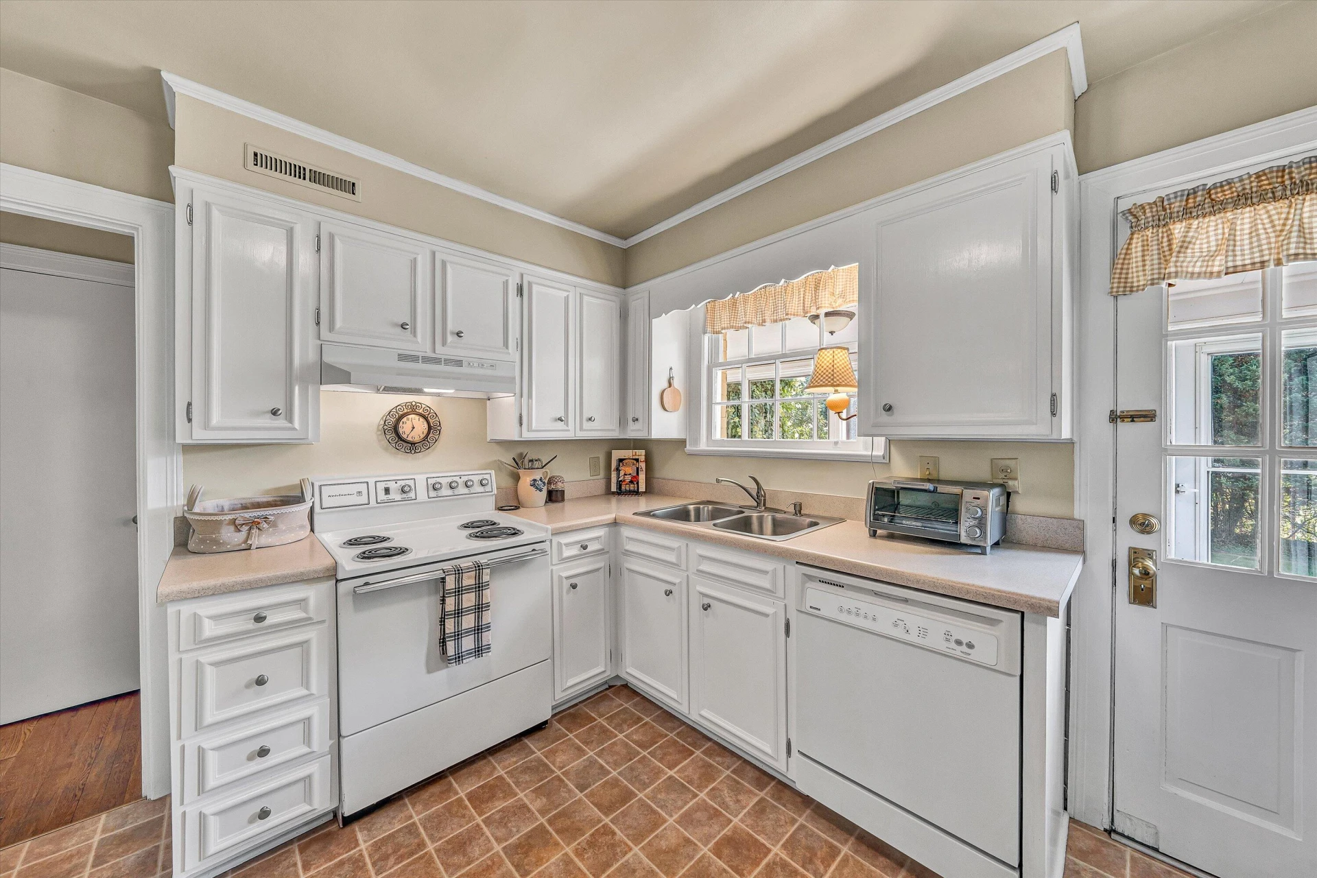 2912 Oak Crest AVE - Photo 20