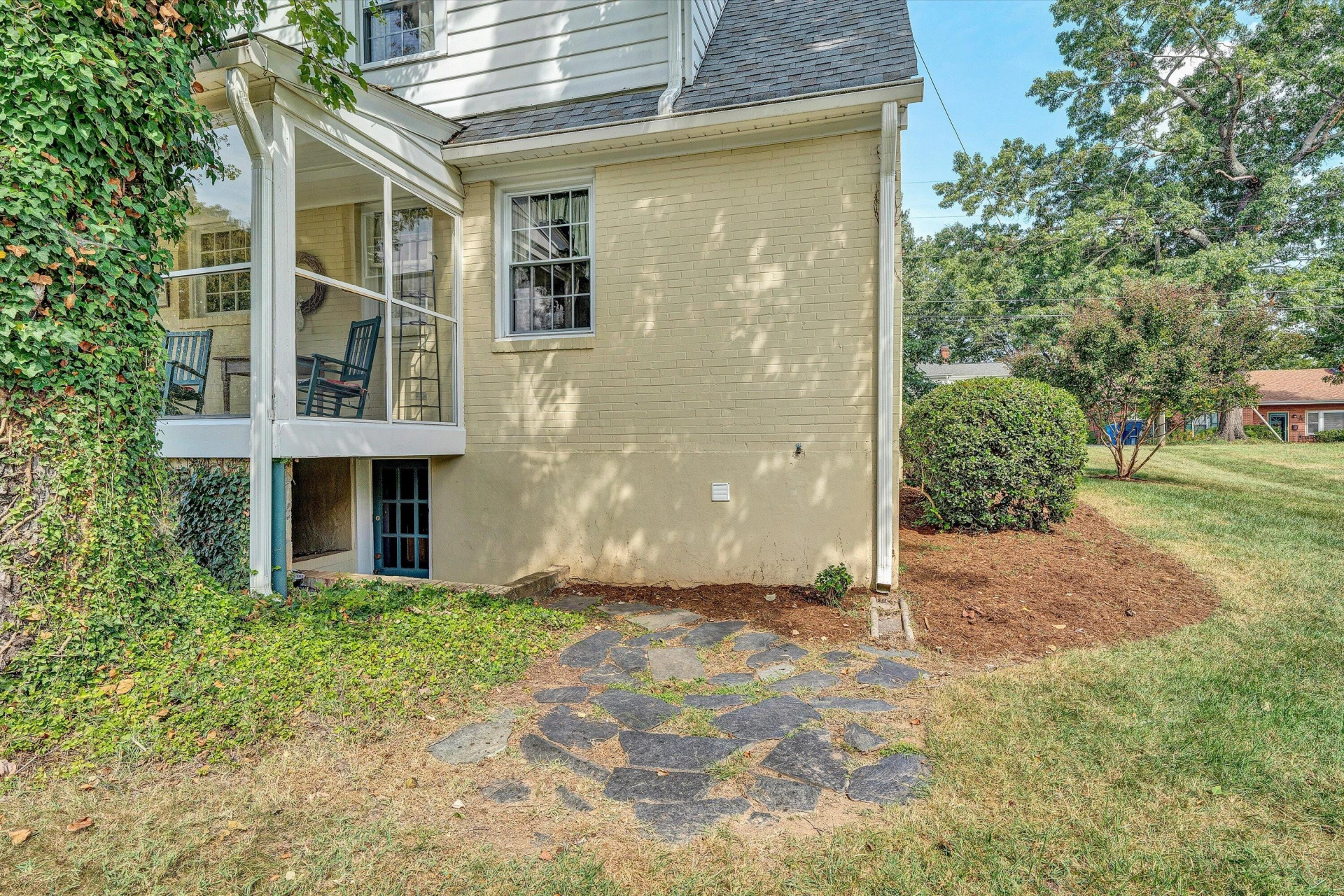 2912 Oak Crest AVE - Photo 34