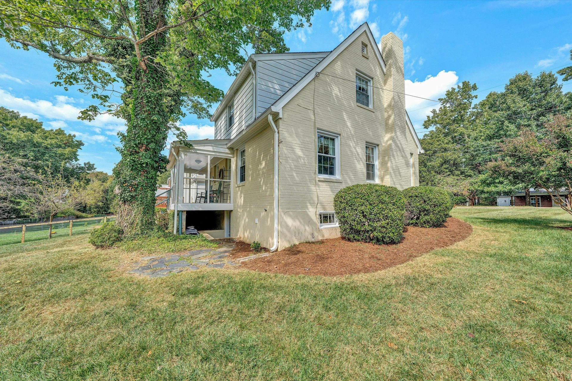 2912 Oak Crest AVE - Photo 36