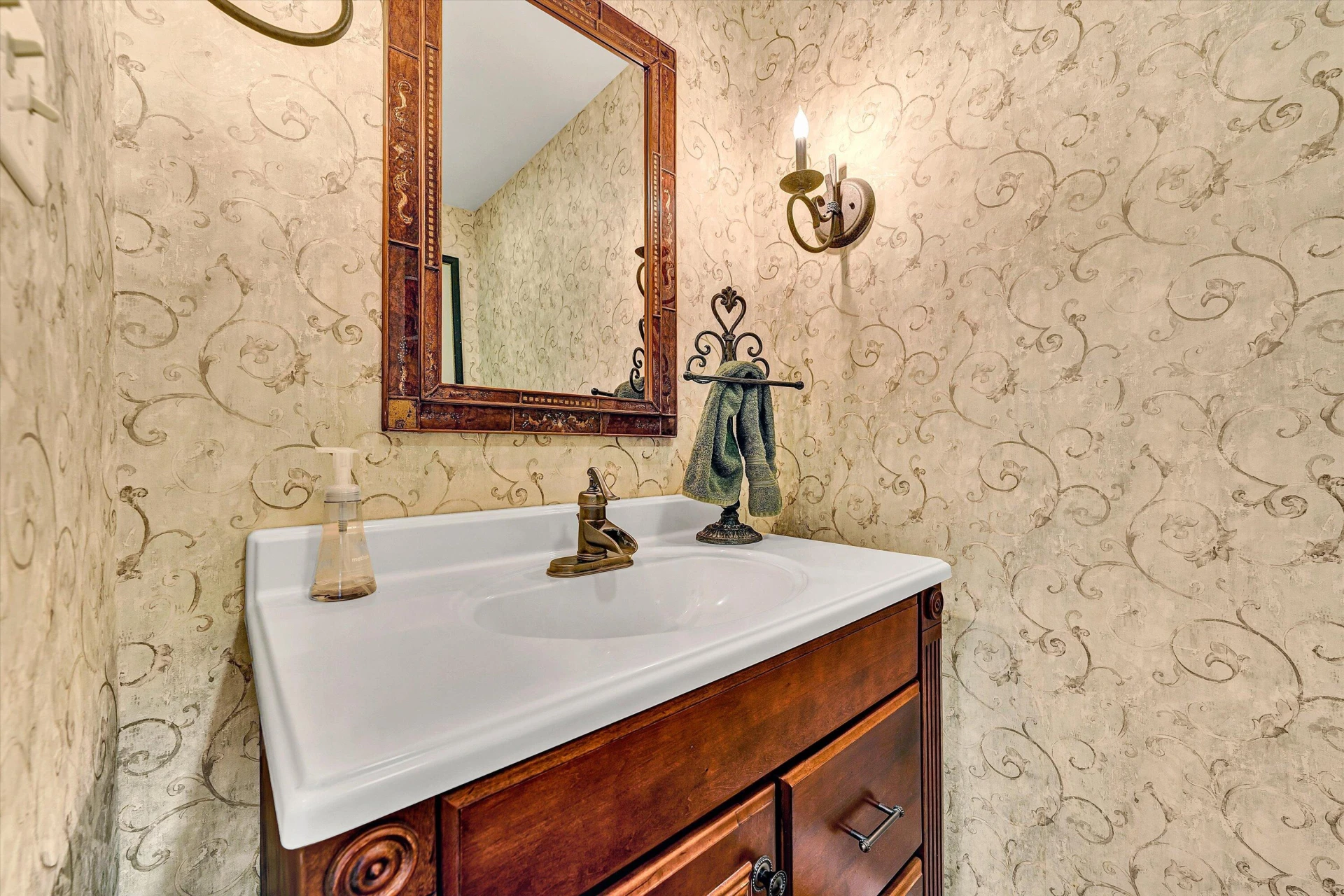 714 Wildwood RD - Photo 28
