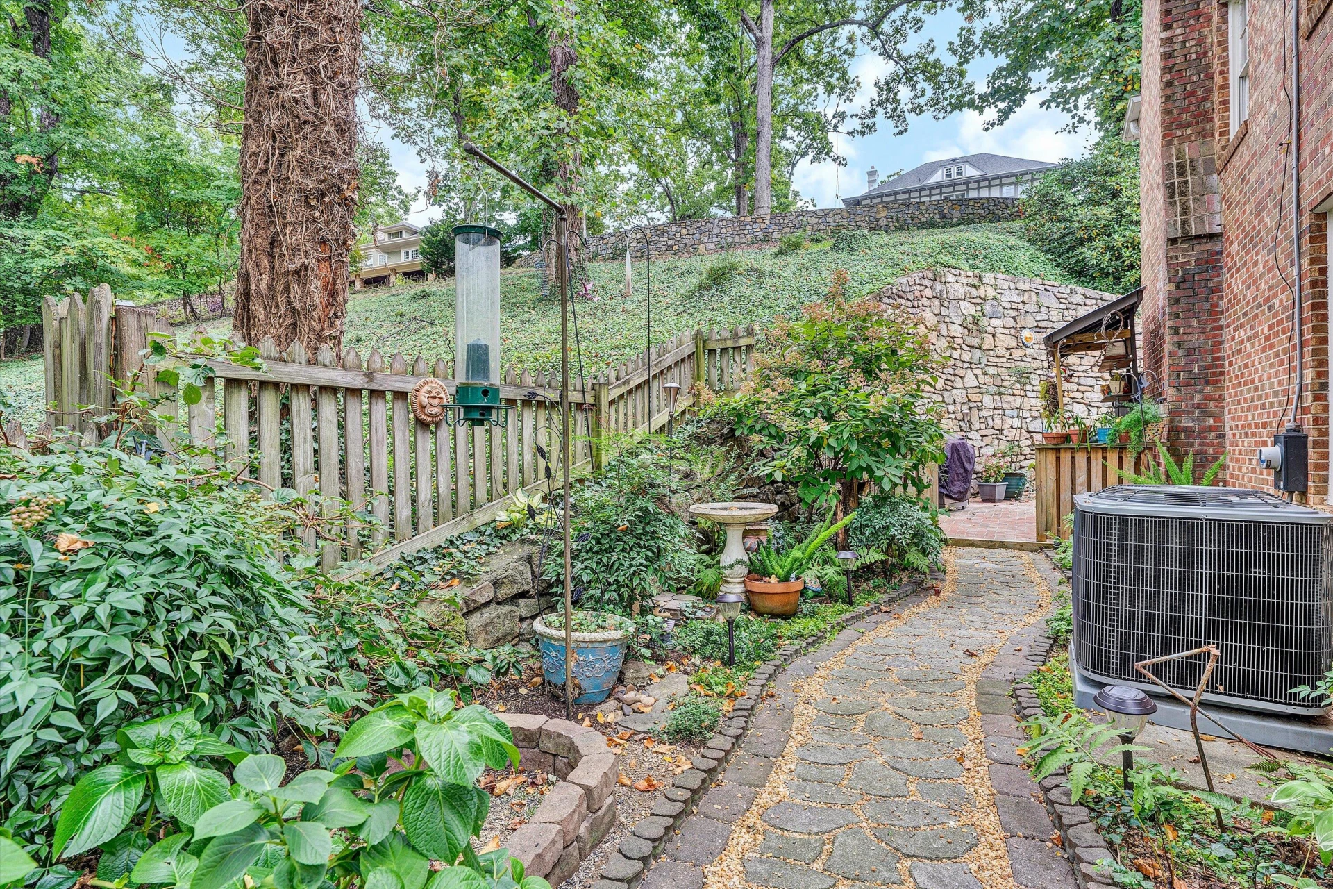 714 Wildwood RD - Photo 37