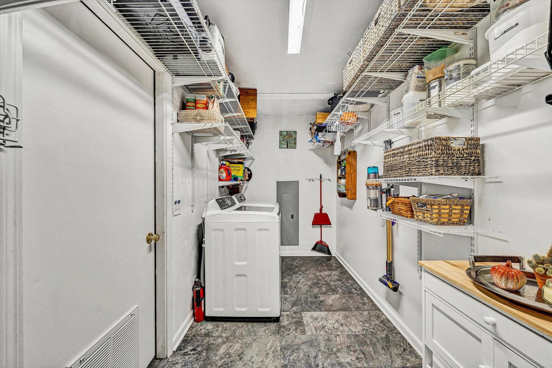 1925 Edgerton AVE - Photo 12