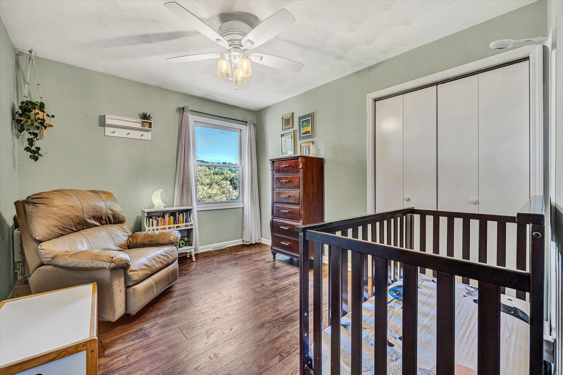1925 Edgerton AVE - Photo 16