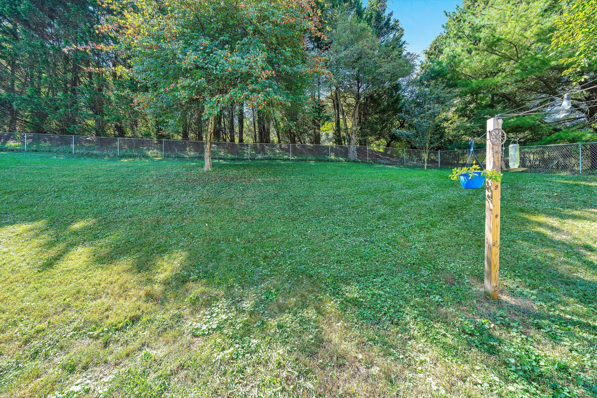 1925 Edgerton AVE - Photo 28