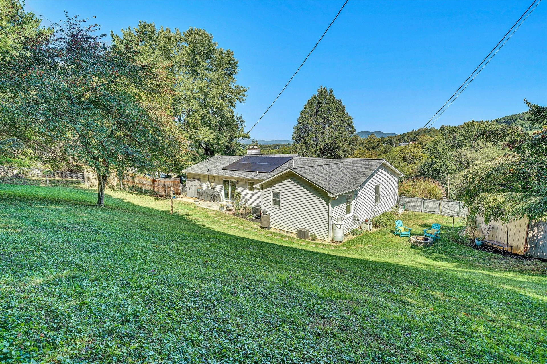 1925 Edgerton AVE - Photo 31