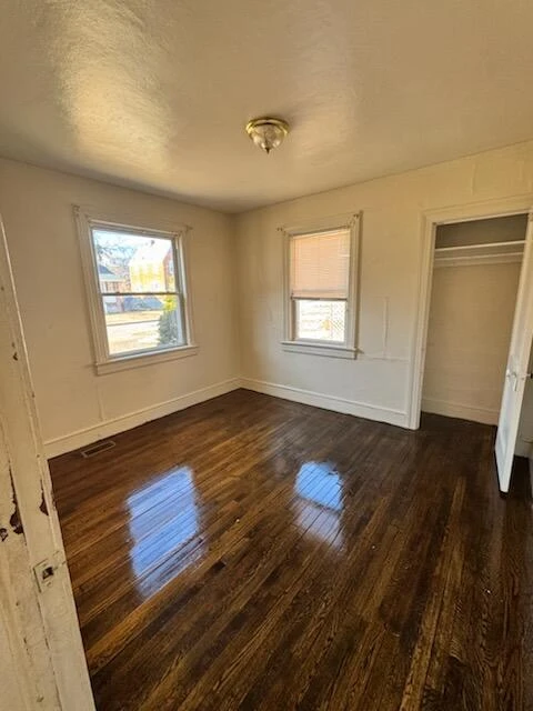 3221 Greenland AVE - Photo 4