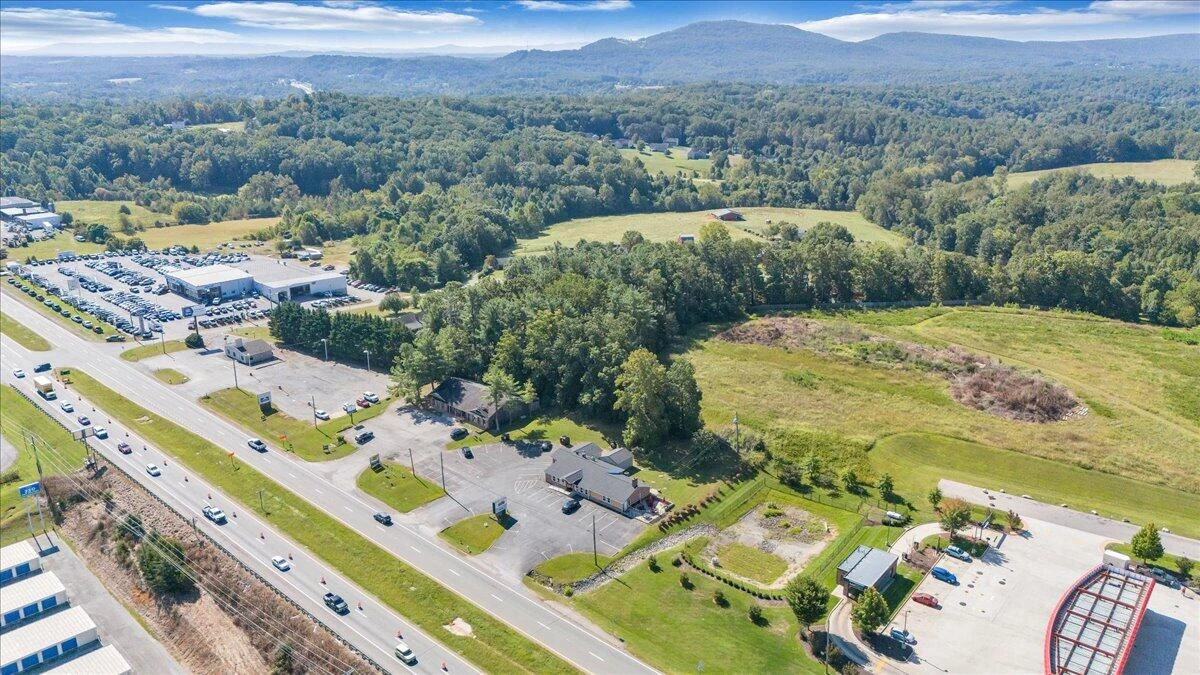 20221 Virgil H Goode Hwy - Photo 22