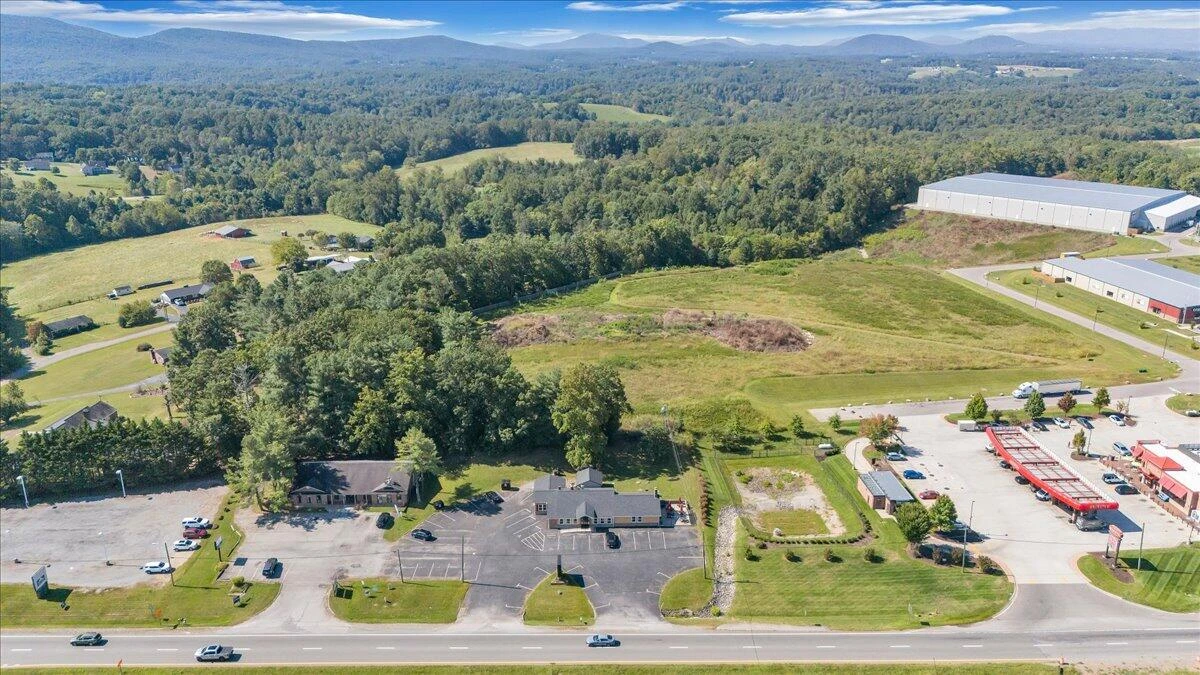 20221 Virgil H Goode Hwy - Photo 23