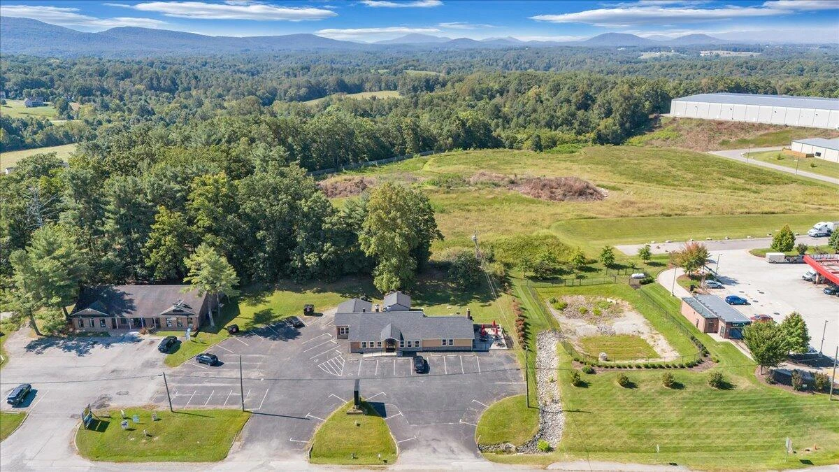 20221 Virgil H Goode Hwy - Photo 28