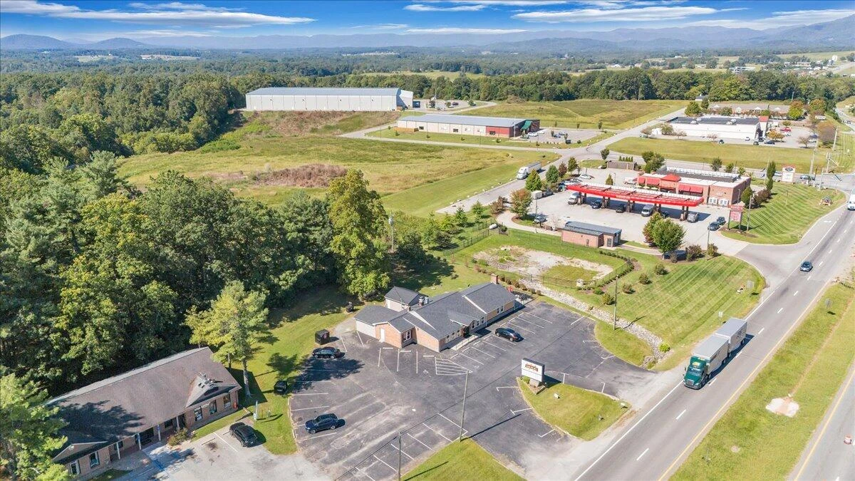 20221 Virgil H Goode Hwy - Photo 29