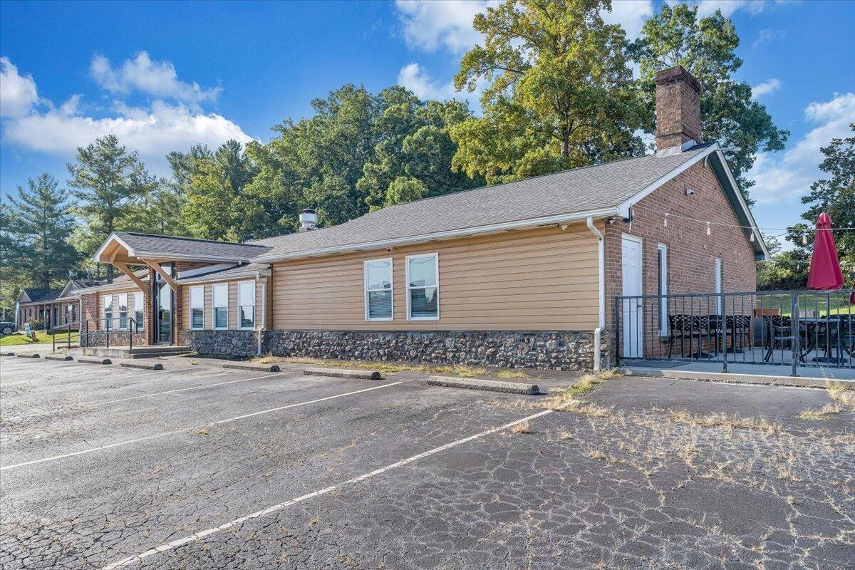 20221 Virgil H Goode Hwy - Photo 39