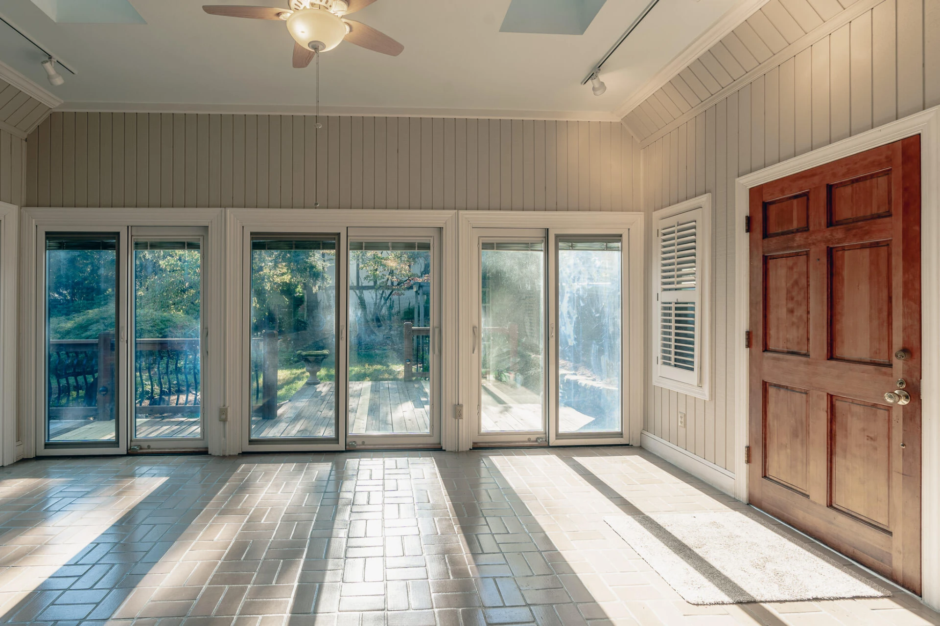 2632 Richelieu AVE - Photo 28