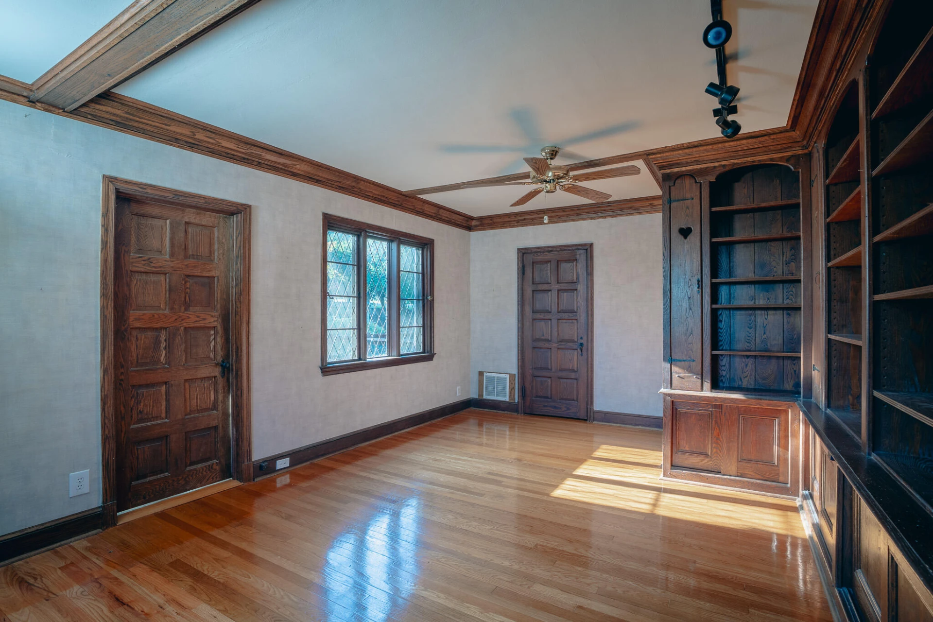 2632 Richelieu AVE - Photo 34