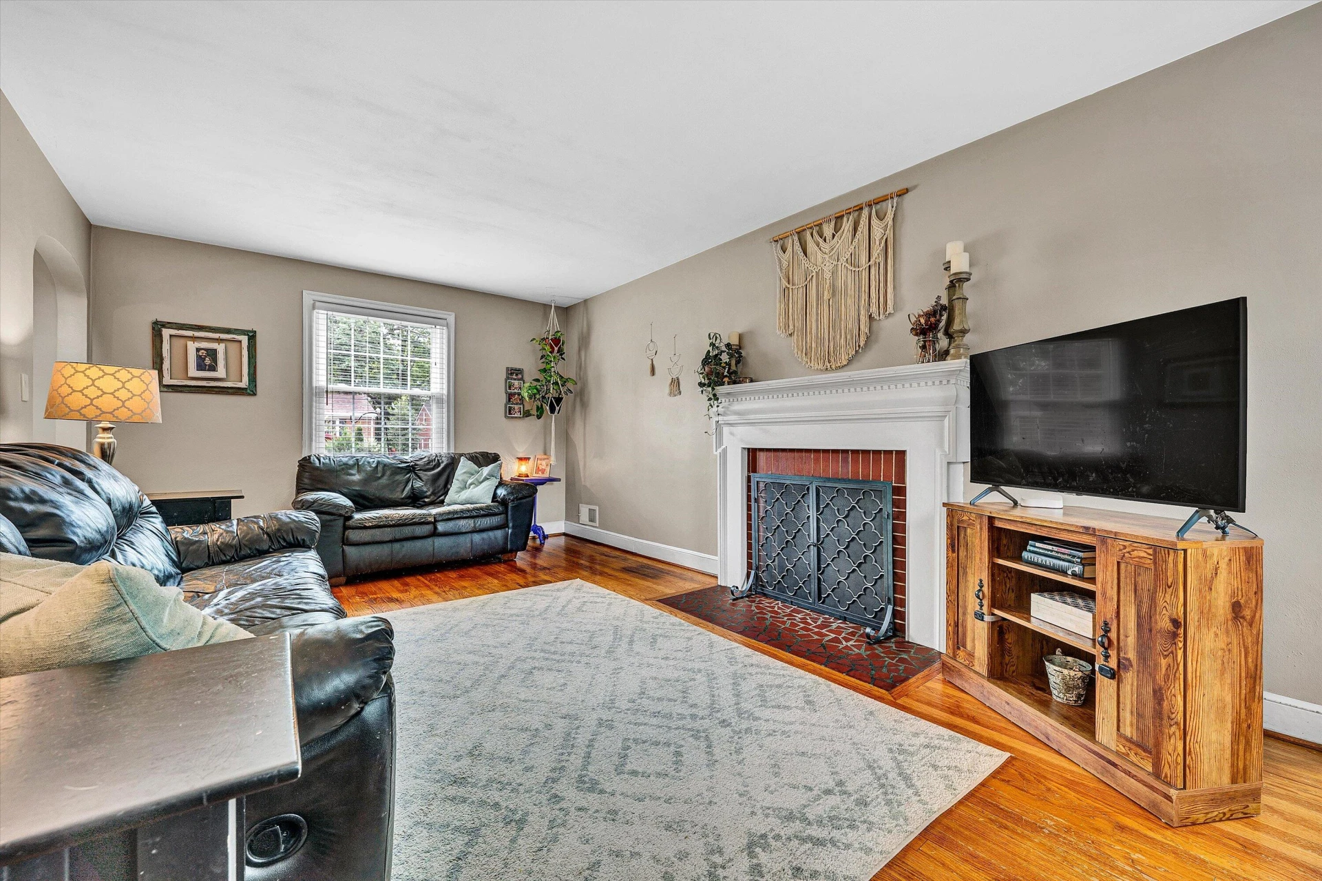 2809 Avenel AVE - Photo 10