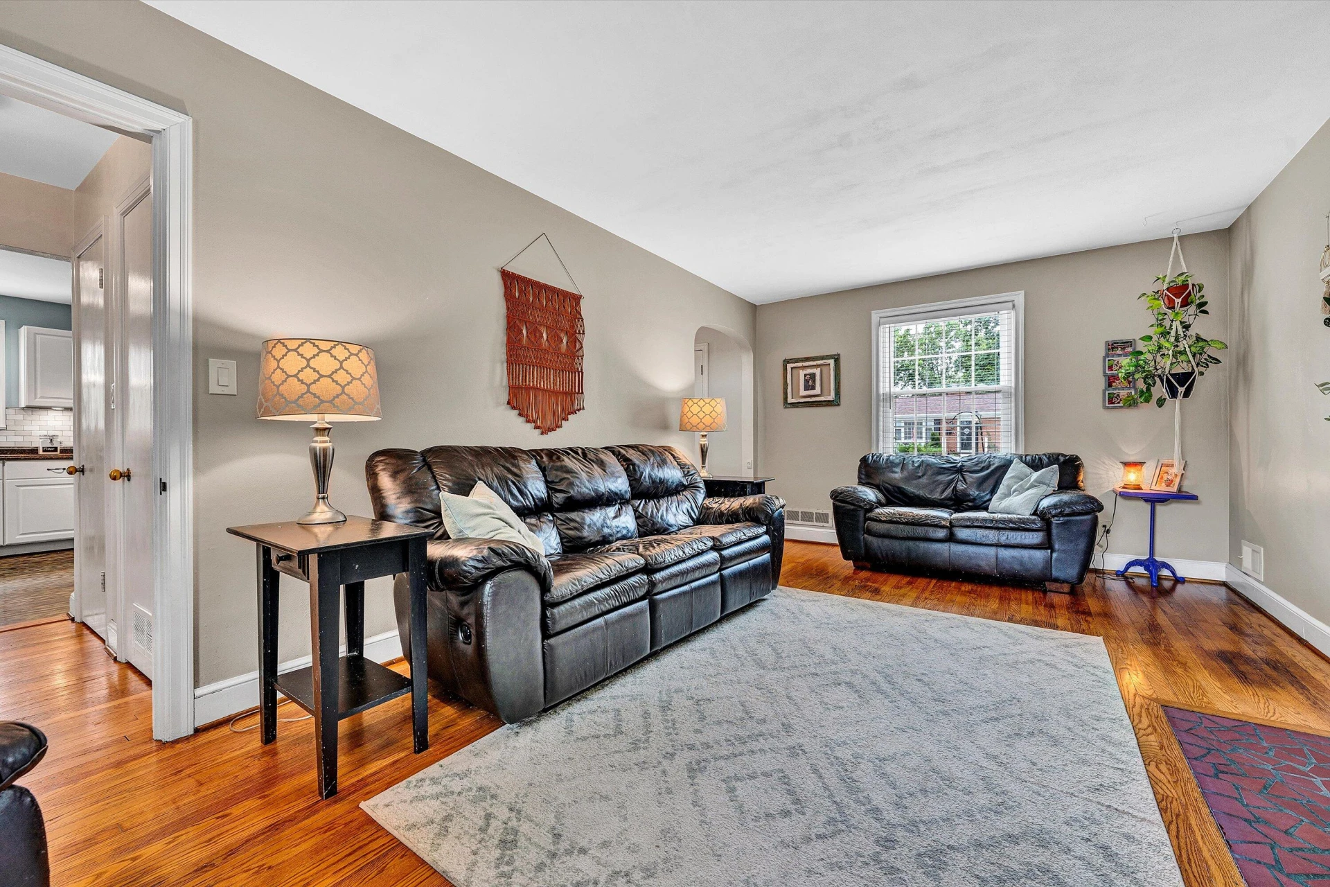 2809 Avenel AVE - Photo 11