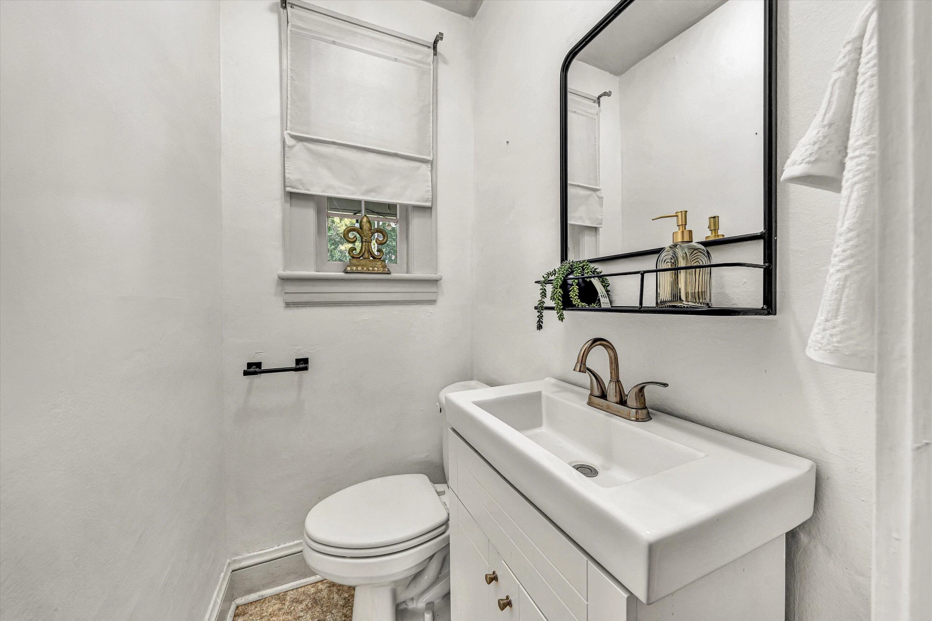 1656 Brandon AVE - Photo 16