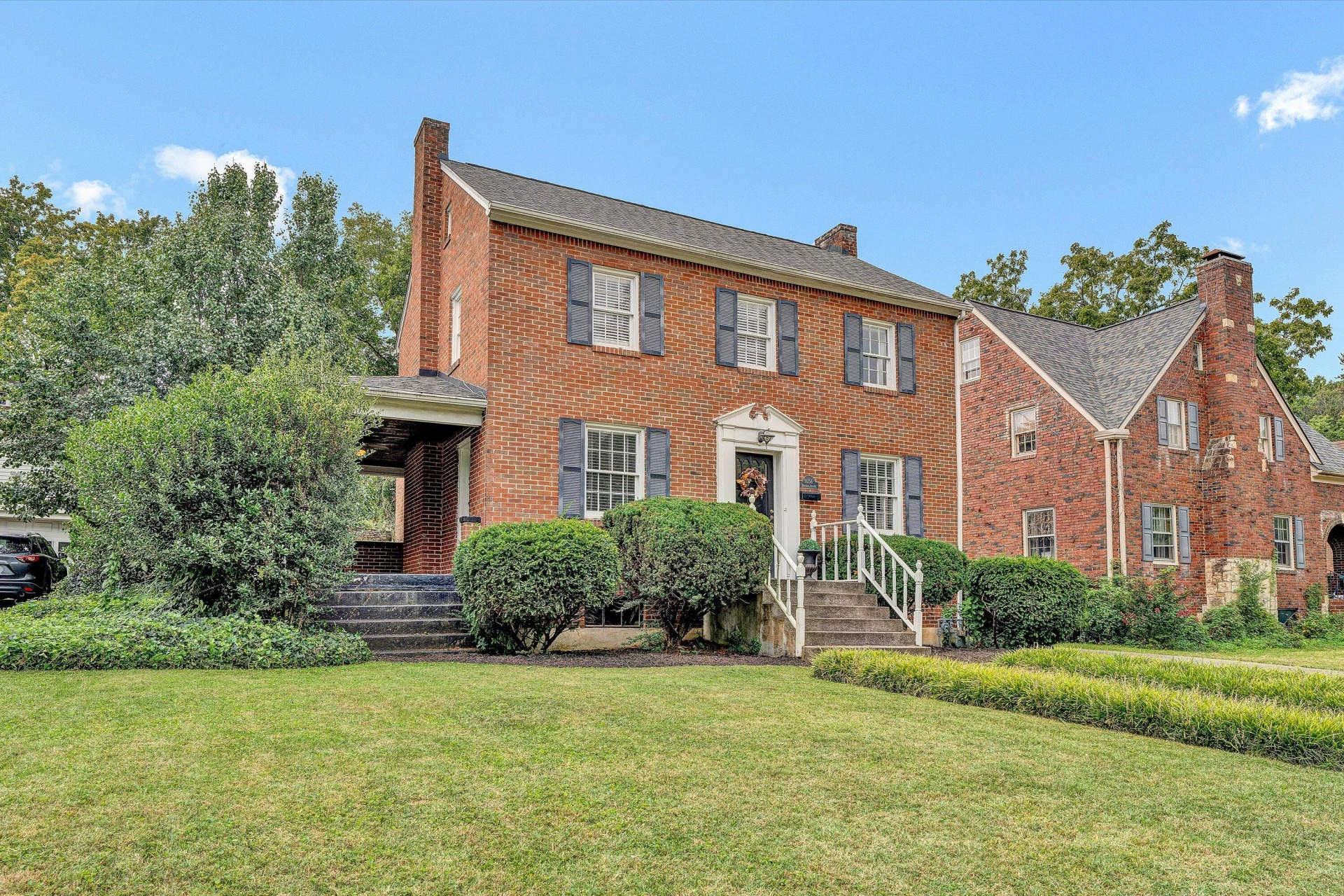 1656 Brandon AVE - Photo 3