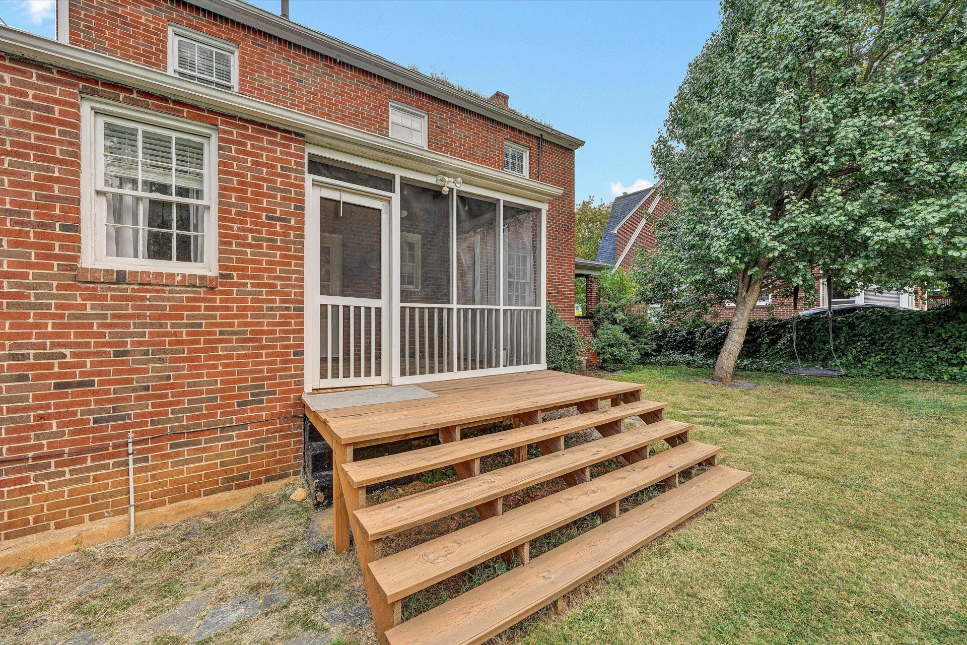 1656 Brandon AVE - Photo 35