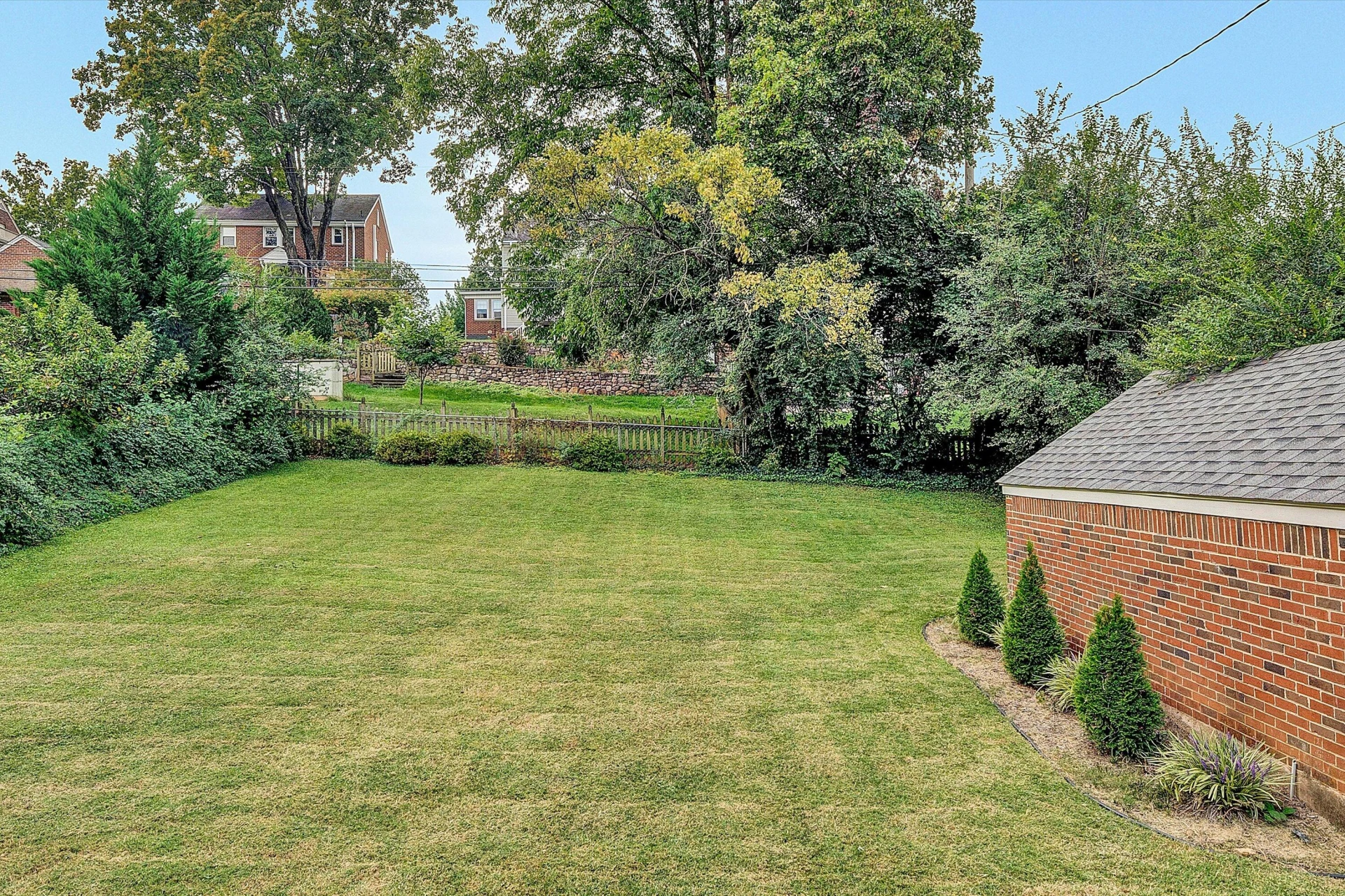1656 Brandon AVE - Photo 36