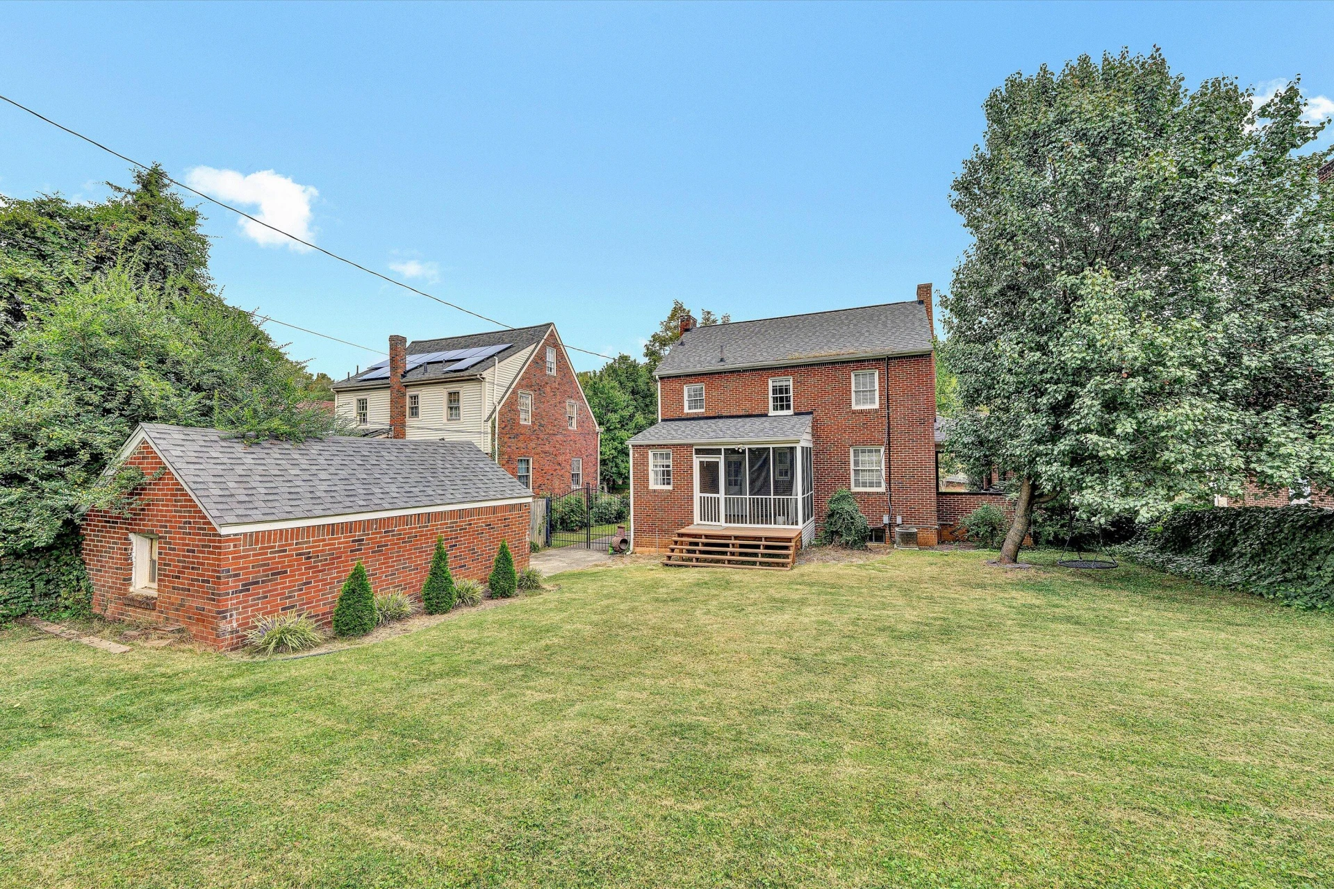 1656 Brandon AVE - Photo 39