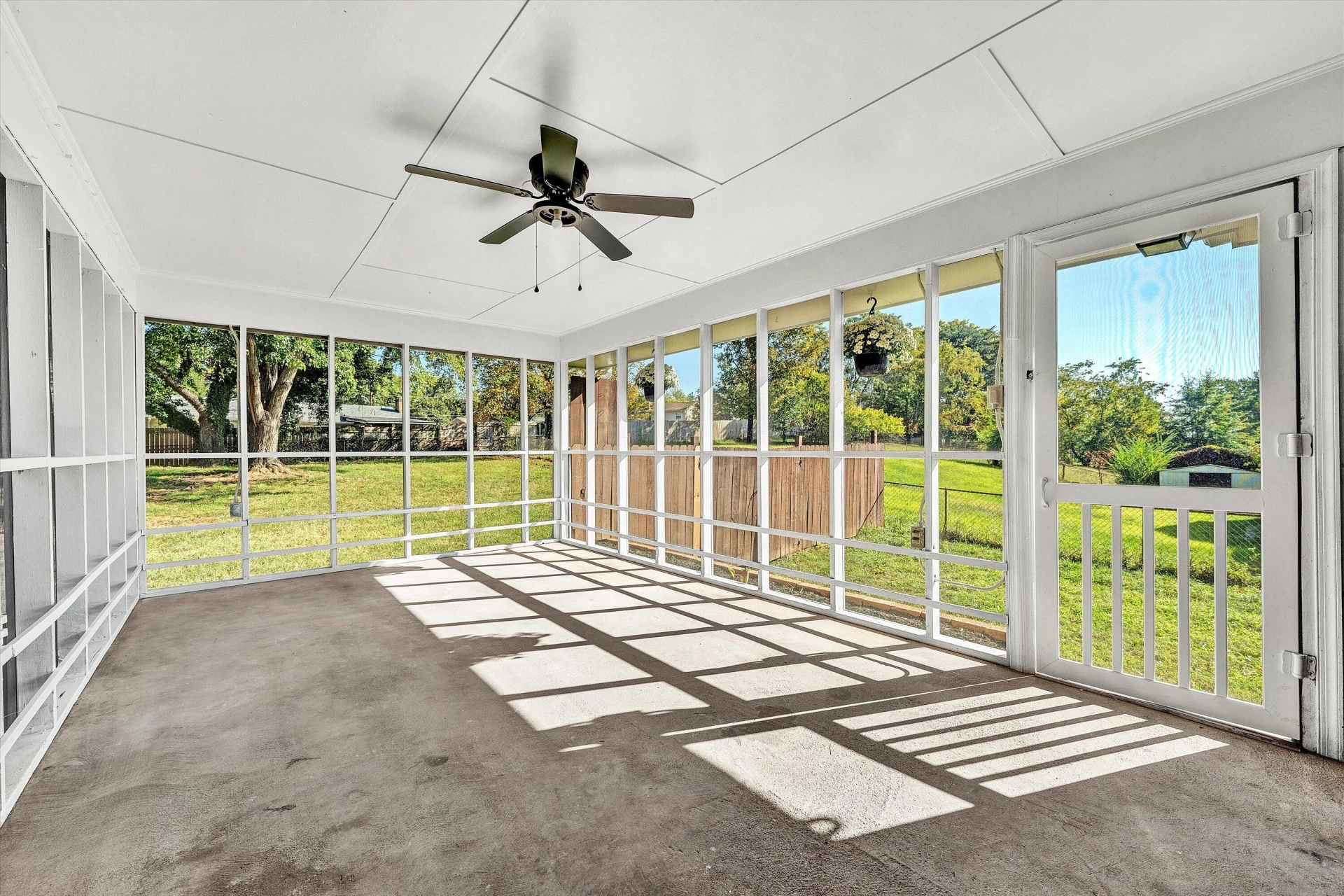 4931 Keithwood DR - Photo 19