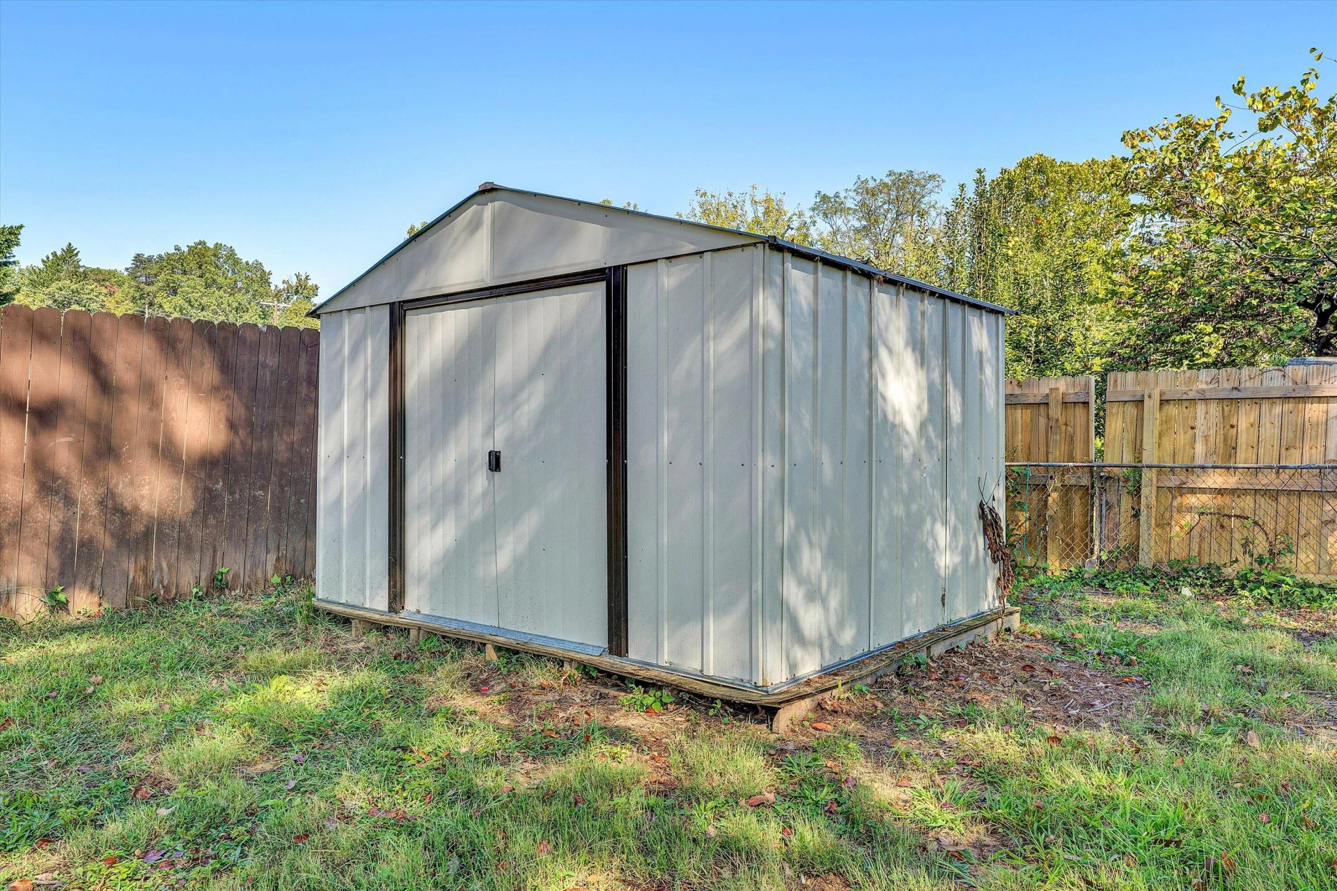 4931 Keithwood DR - Photo 46