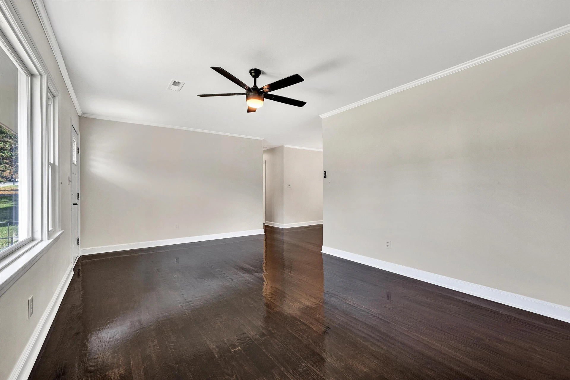4931 Keithwood DR - Photo 10