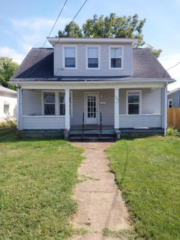 1504 Eddy AVE