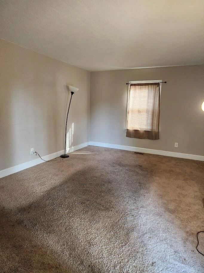 825 30th ST - Photo 7