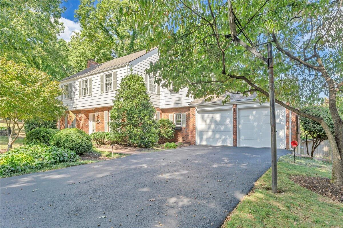 2581 Inglewood RD - Photo 16