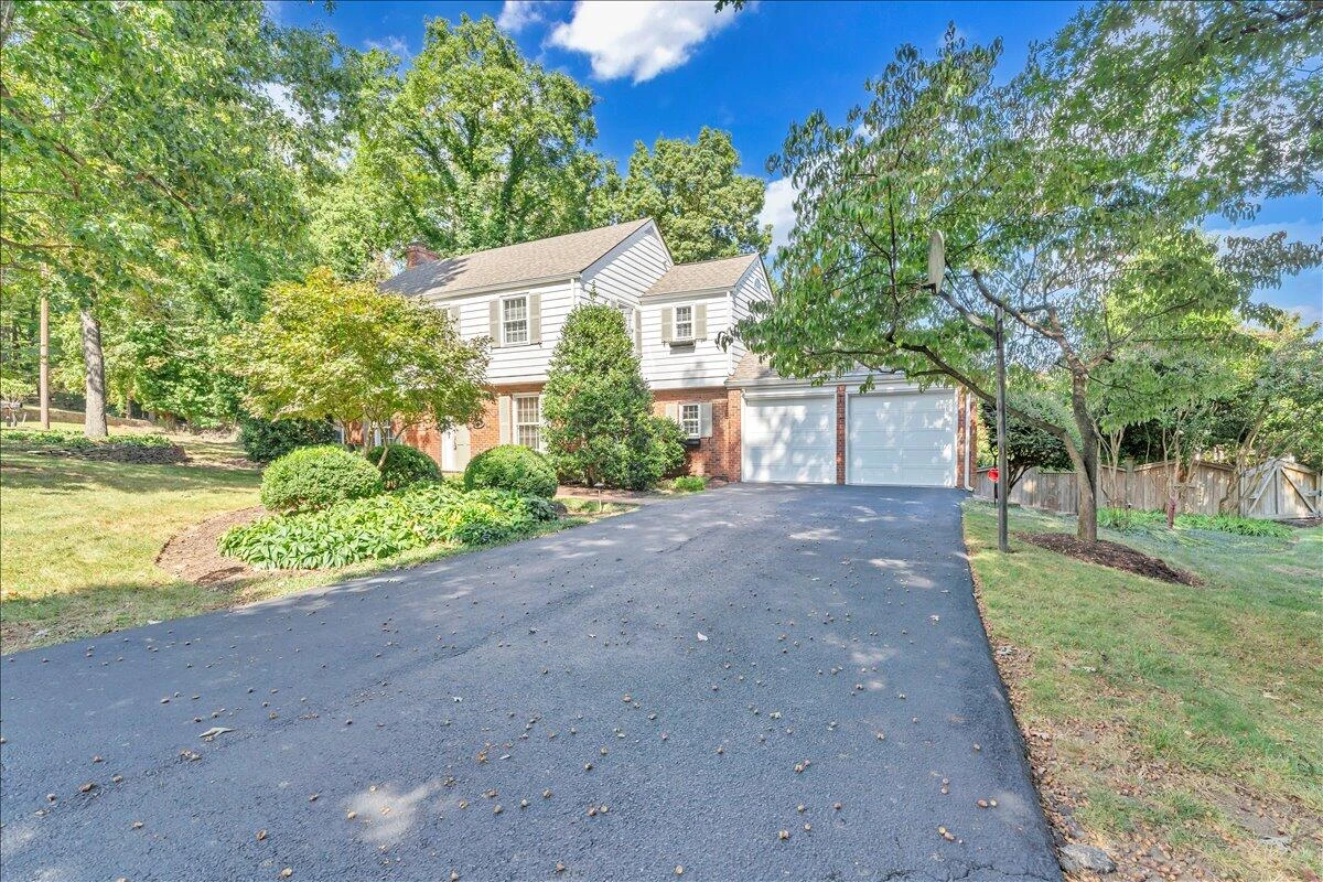 2581 Inglewood RD - Photo 18