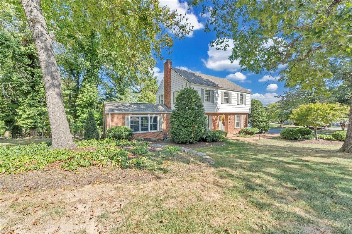 2581 Inglewood RD - Photo 20
