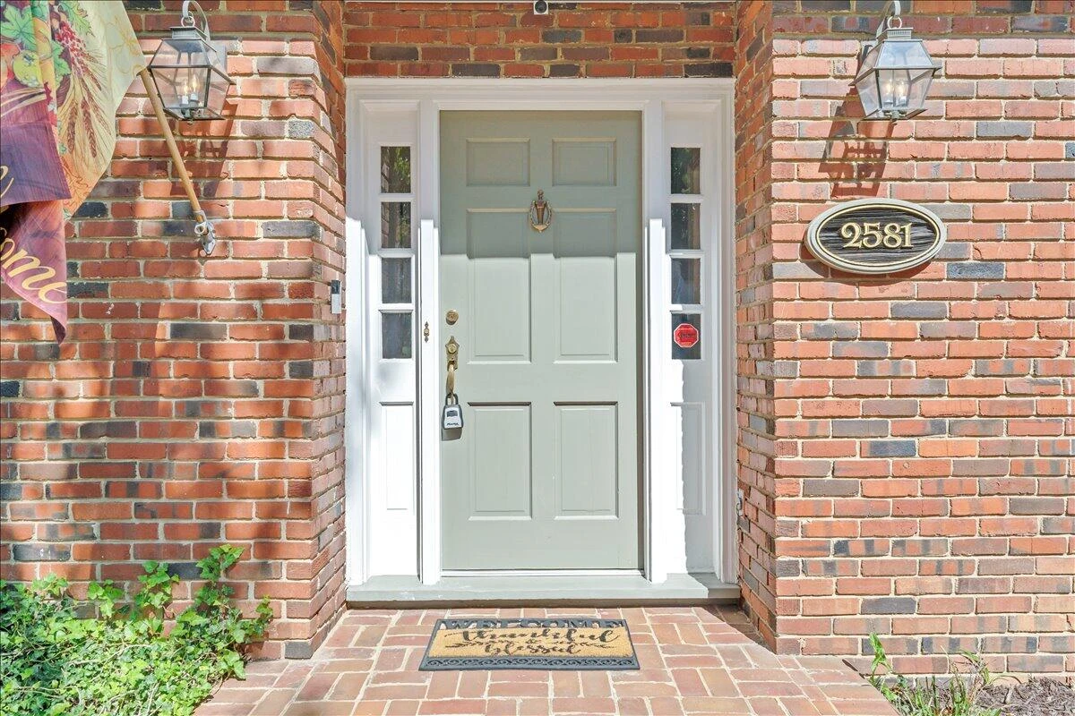 2581 Inglewood RD - Photo 22