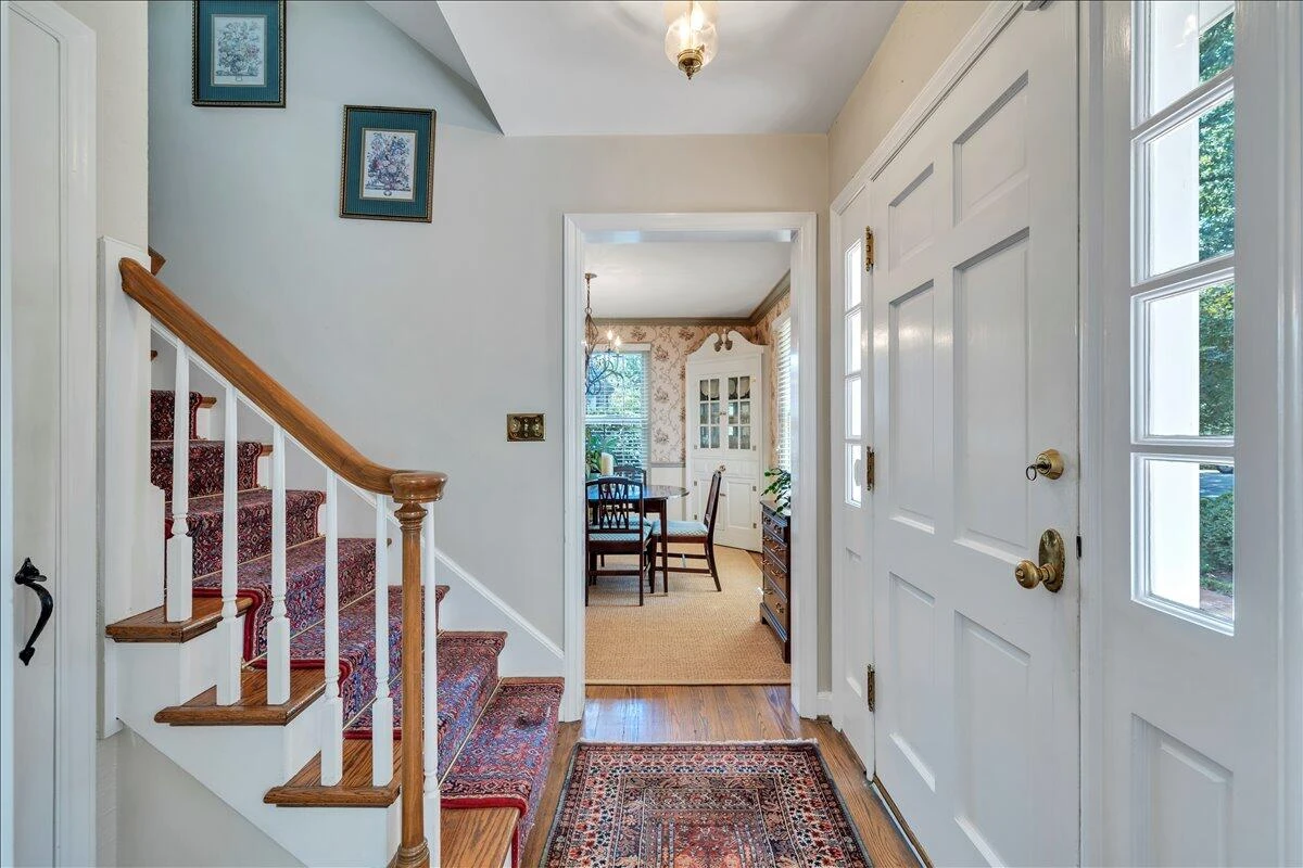 2581 Inglewood RD - Photo 23