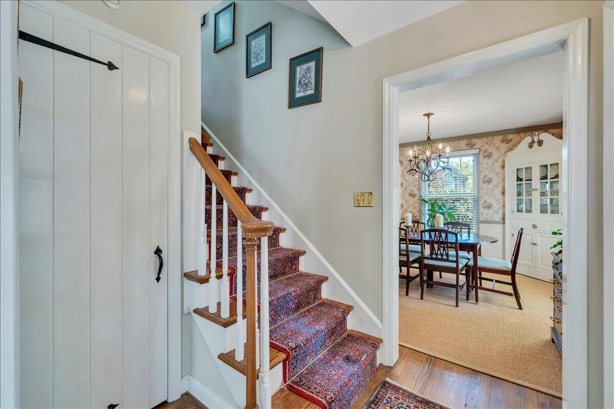 2581 Inglewood RD - Photo 25