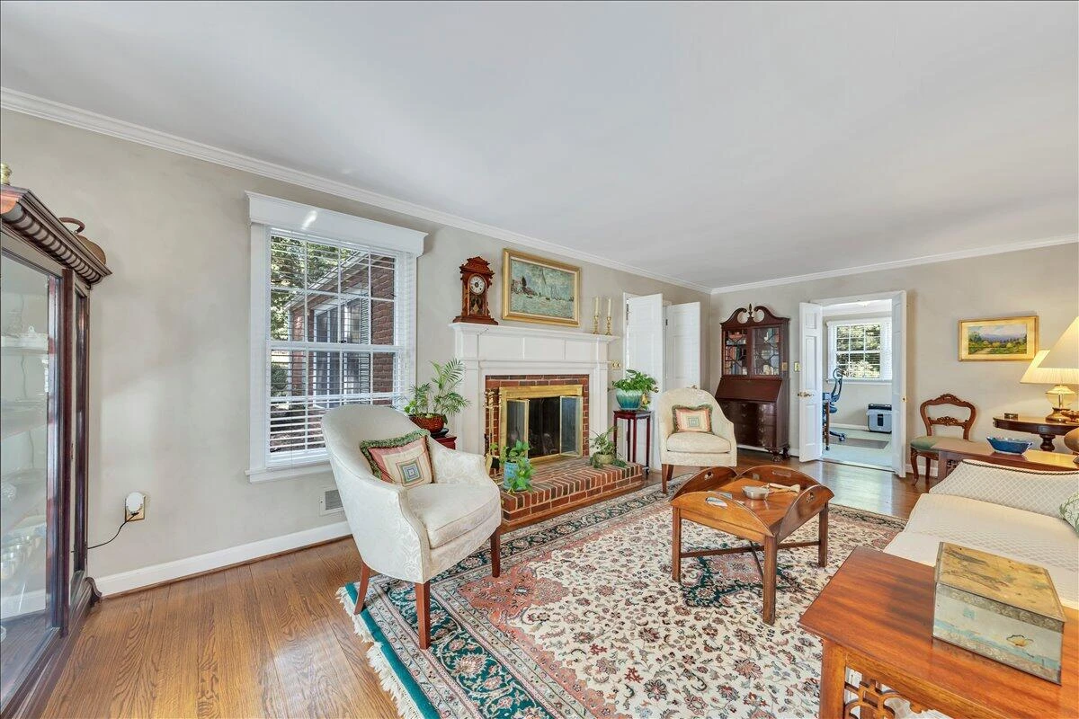 2581 Inglewood RD - Photo 26