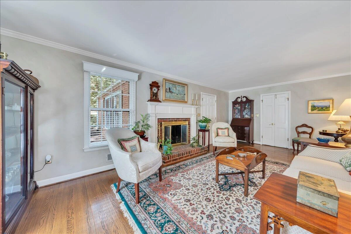 2581 Inglewood RD - Photo 27