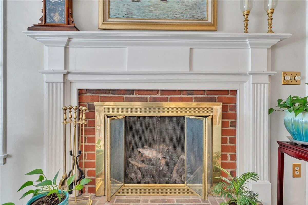 2581 Inglewood RD - Photo 29