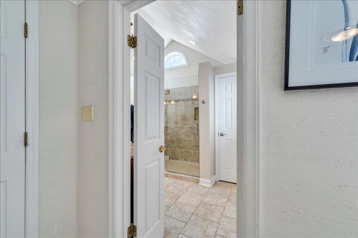 2581 Inglewood RD - Photo 45
