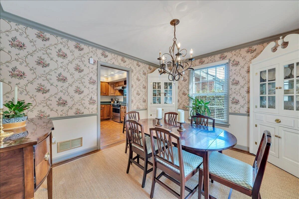 2581 Inglewood RD - Photo 64