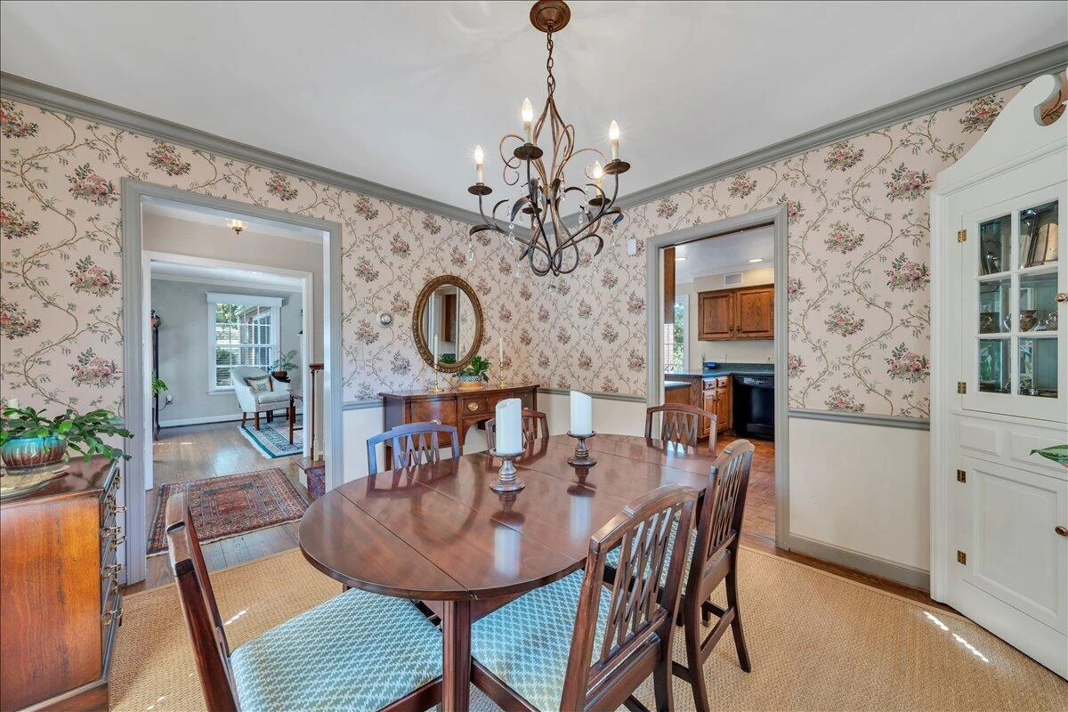 2581 Inglewood RD - Photo 67