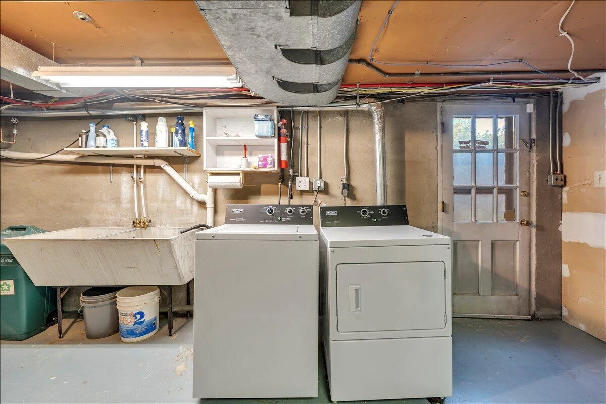 2581 Inglewood RD - Photo 89