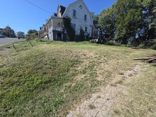 37 14th ST - Photo 2